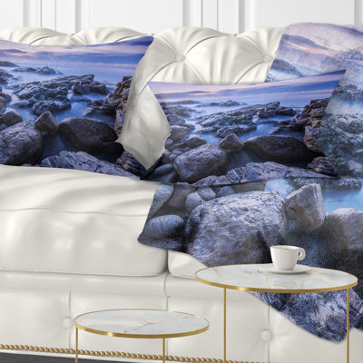 Coussin Rocky Blue Seashore in Morning - Sea & Shore