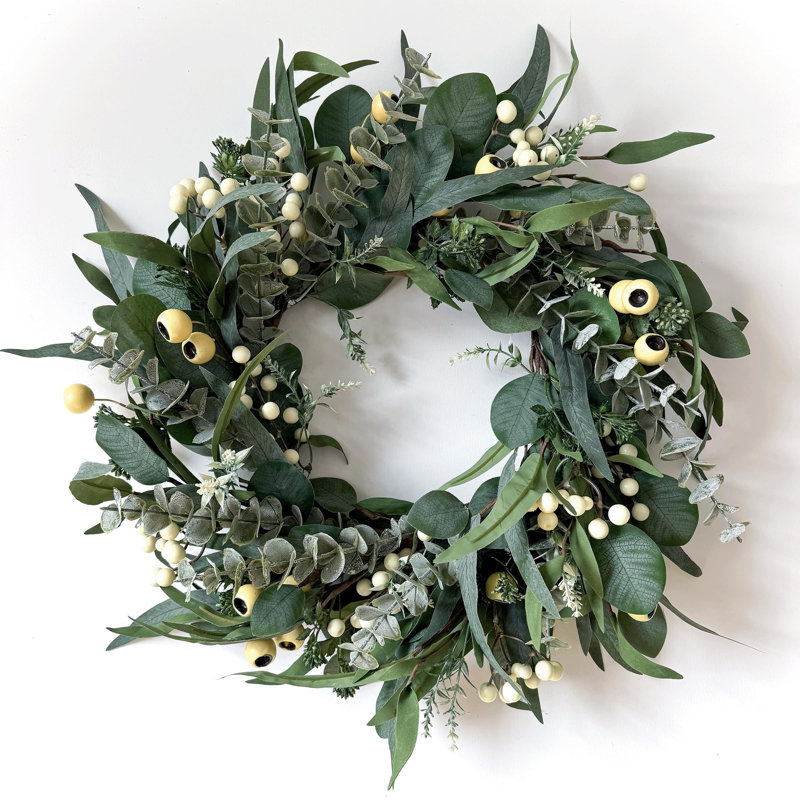 55.9 cm Artificial Wreath
