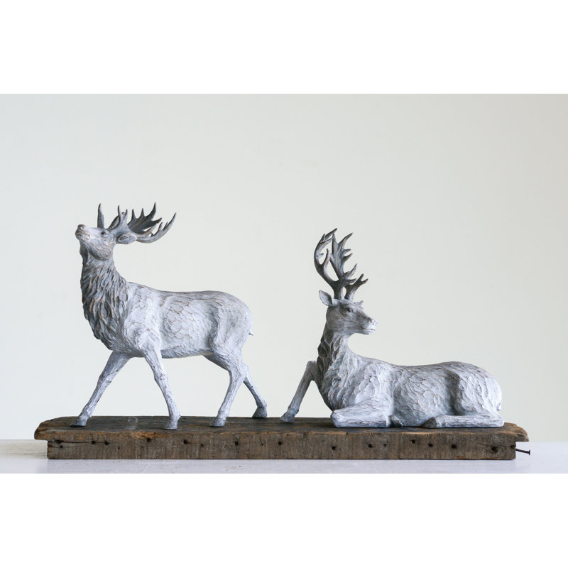 Figurine de cerf en résine