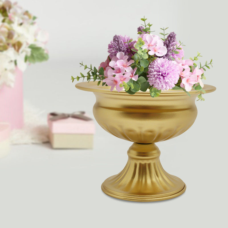 4.7" H Wedding Table Vase, Golden