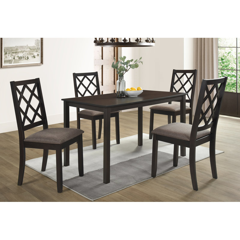 Ensemble repas pour 4 personnes Carason