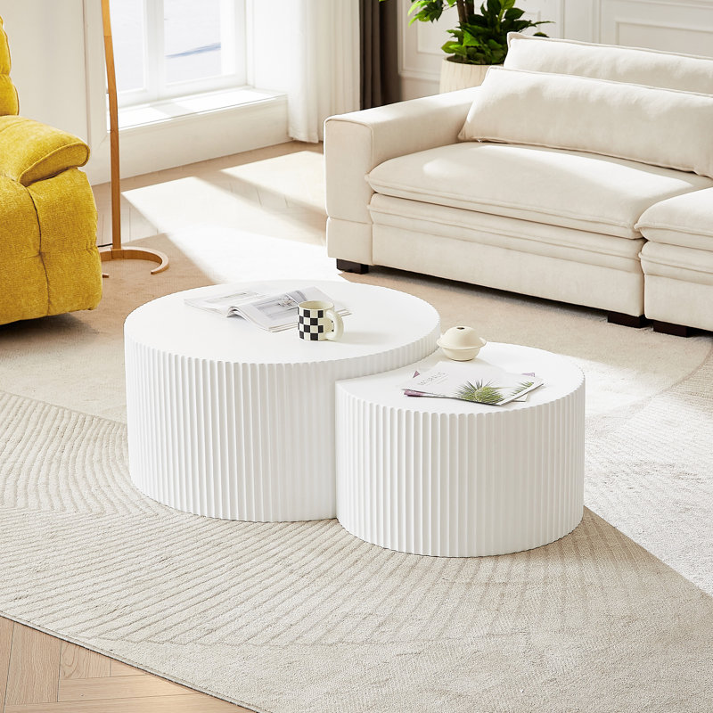 Ensemble de 2 tables gigognes seulement la table, sans chaises.