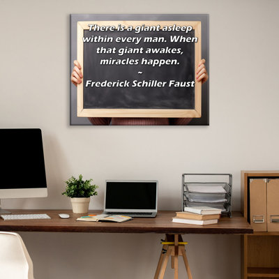 Toile tendue de la galerie ArtsyQuotes par Frederick Schiller Faust: «Il y a un géant endormi en chaque homme. Lorsque ce géant se réveille, des miracles se produisent.