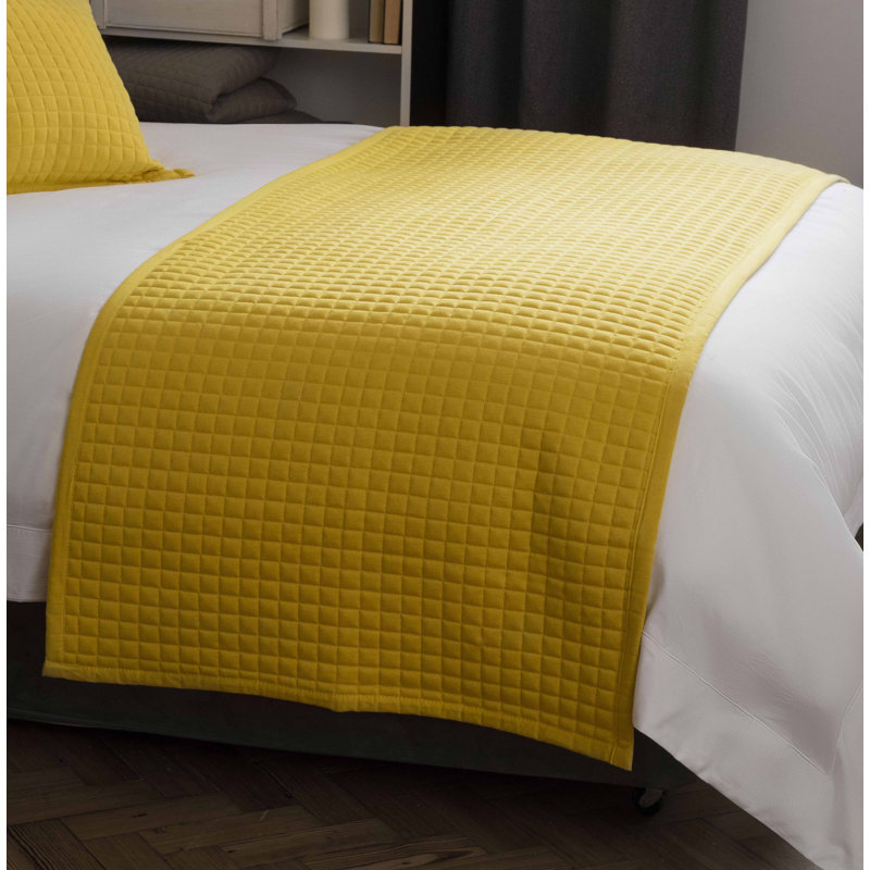 Crompton Runner, Saffron