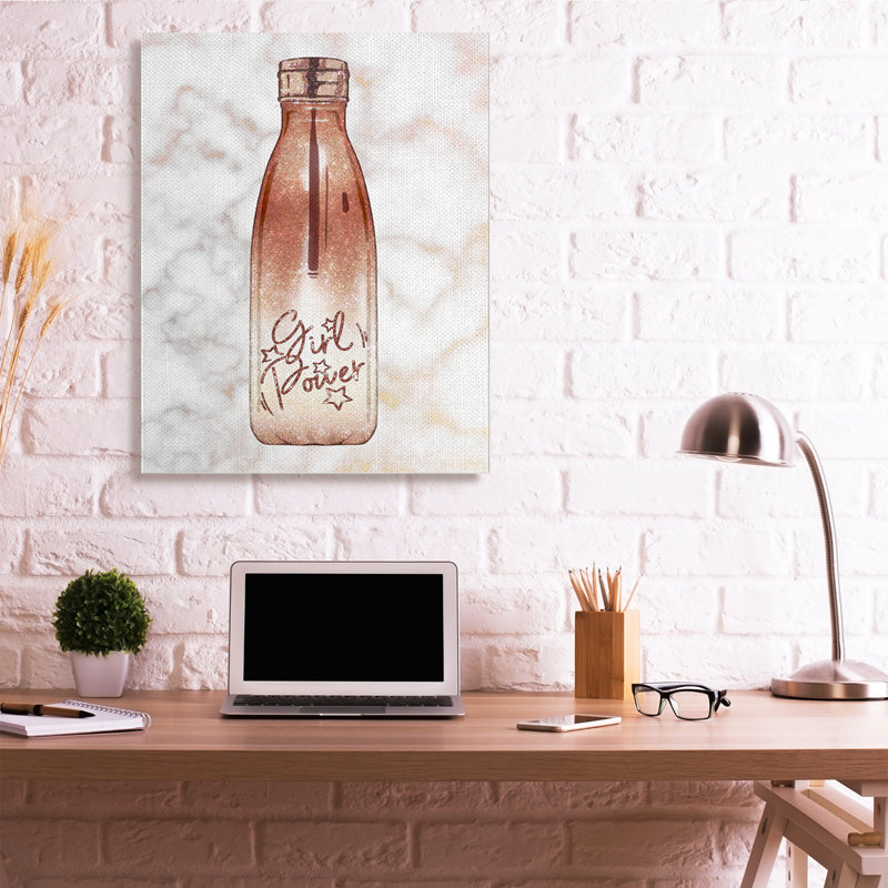 Girl Power Quote Fashion Bottle Over Marble, H 20 po x l 16 po, Toile tendue