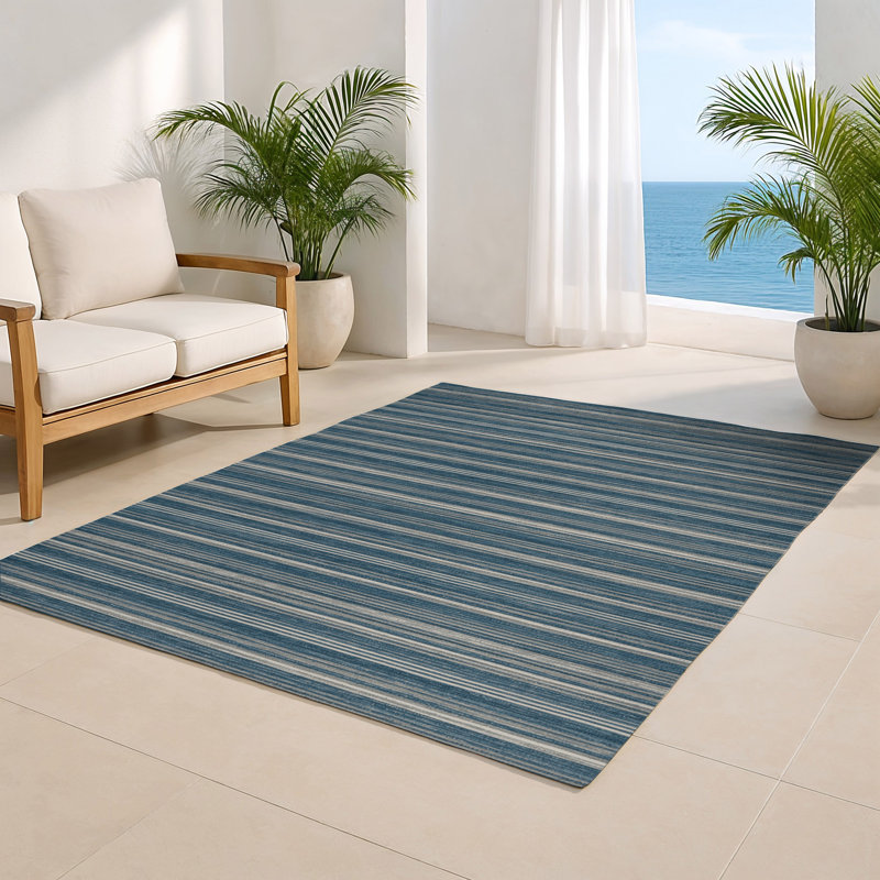 HorizontalStripes Green Indoor and Outdoor Area Rug, Rectangle 2' x 3'