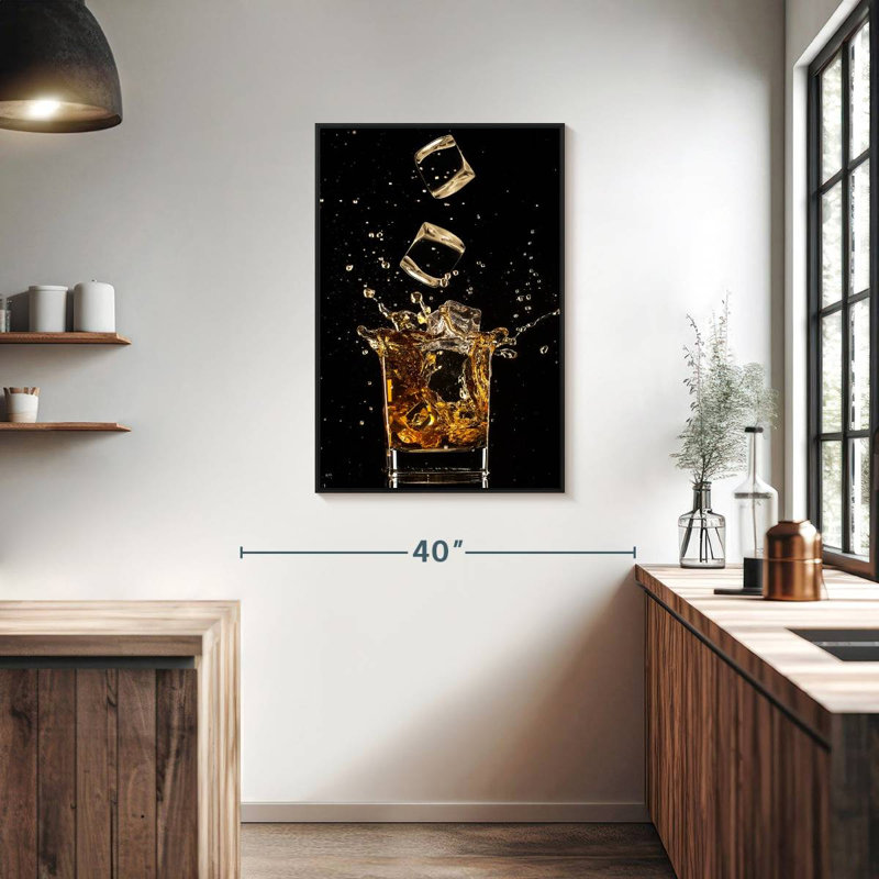 Whisky Ice Splash, 25 po x 37 po, Cadre flottant noir