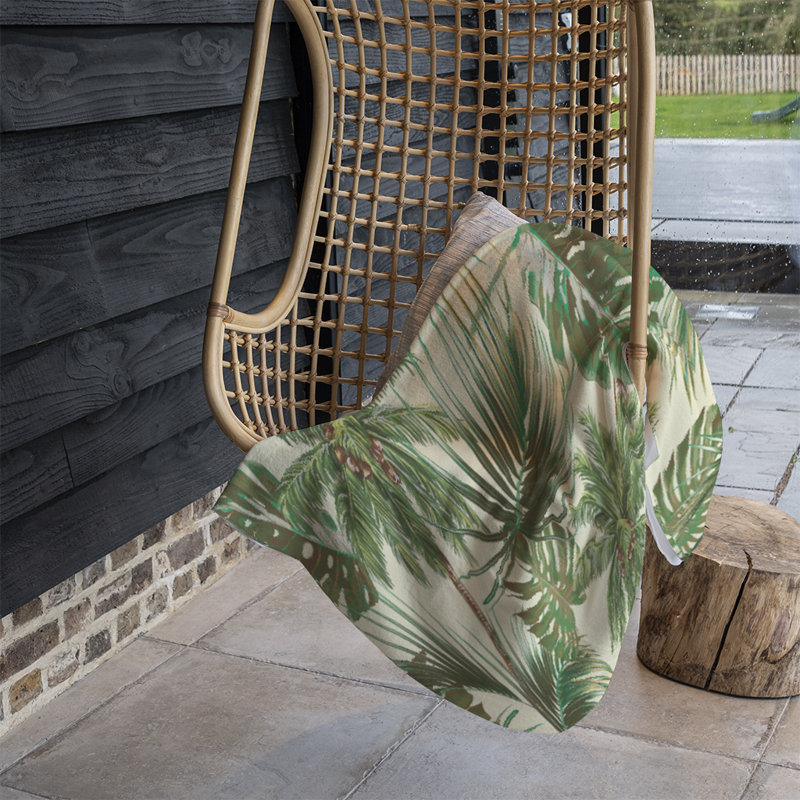 Santamaria Throw Blanket