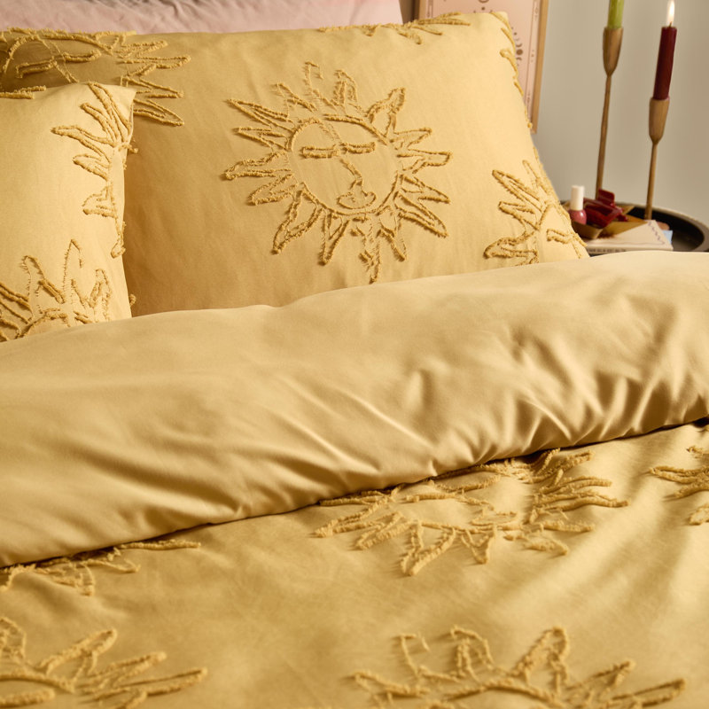 Suns Tufted Polyester Solid Colour Duvet Cover Set, Super King Duvet Cover + 2 Pillowcases