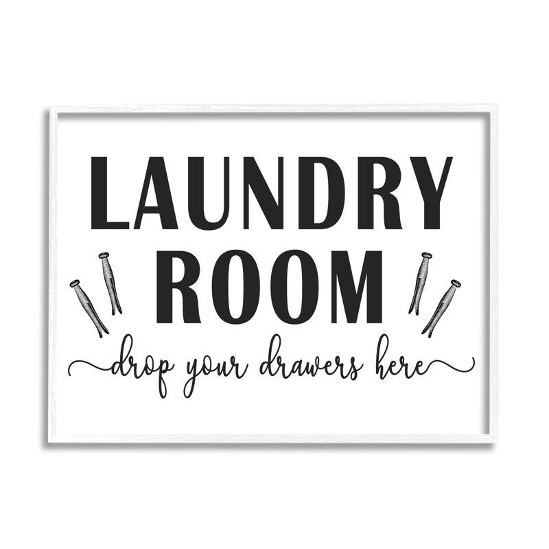 Laundry Room, H 30 po x l 24 po, Giclée encadrée blanc bord de mer