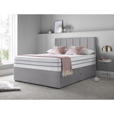 Kuhle Divan Bed Set