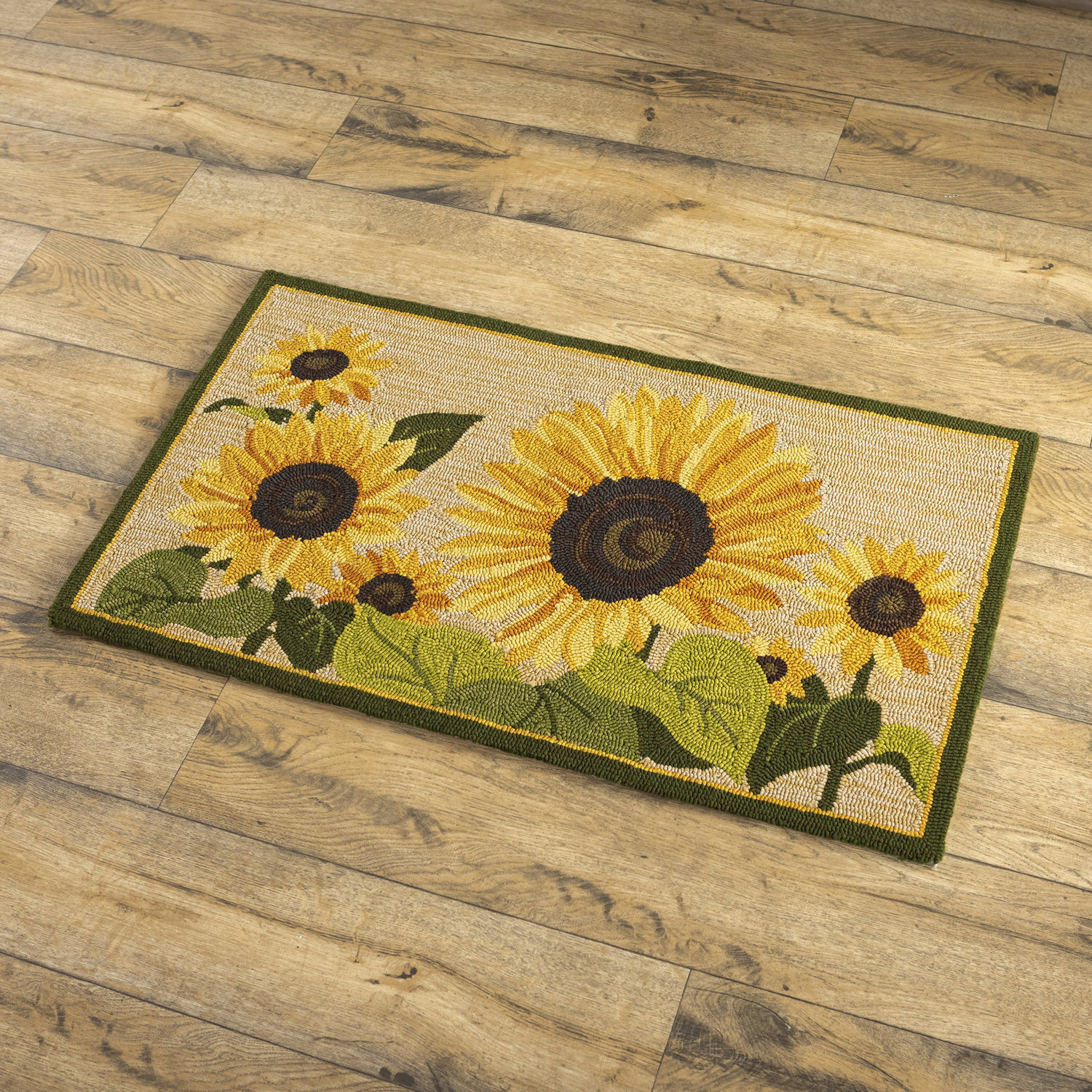 Indoor/Outdoor Tile-Inspired Hooked Polypropylene Accent Rug