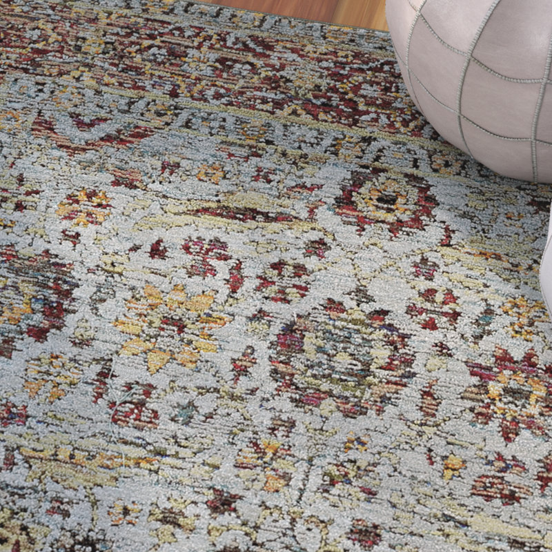Tuma Oriental Indoor Rug, Rectangle 3'3" x 5'2"