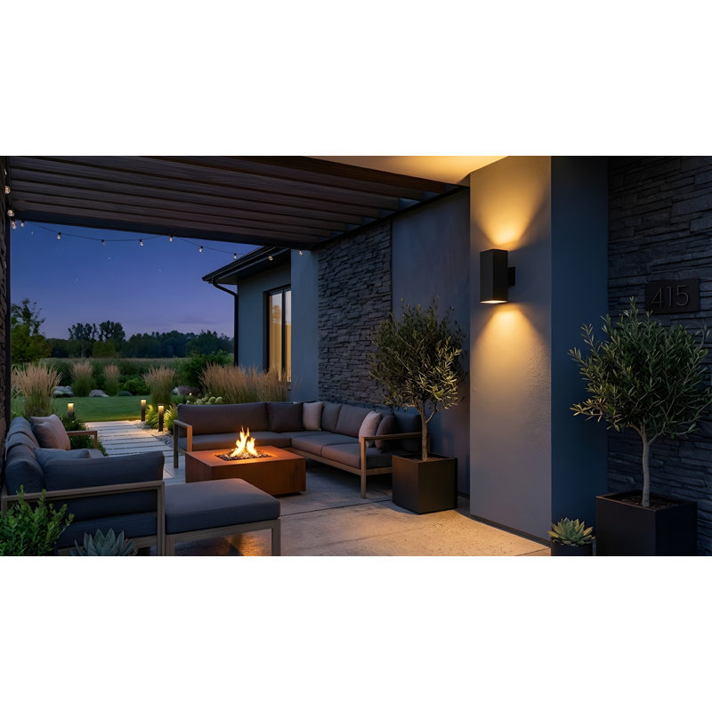 Sawicki Wall Light