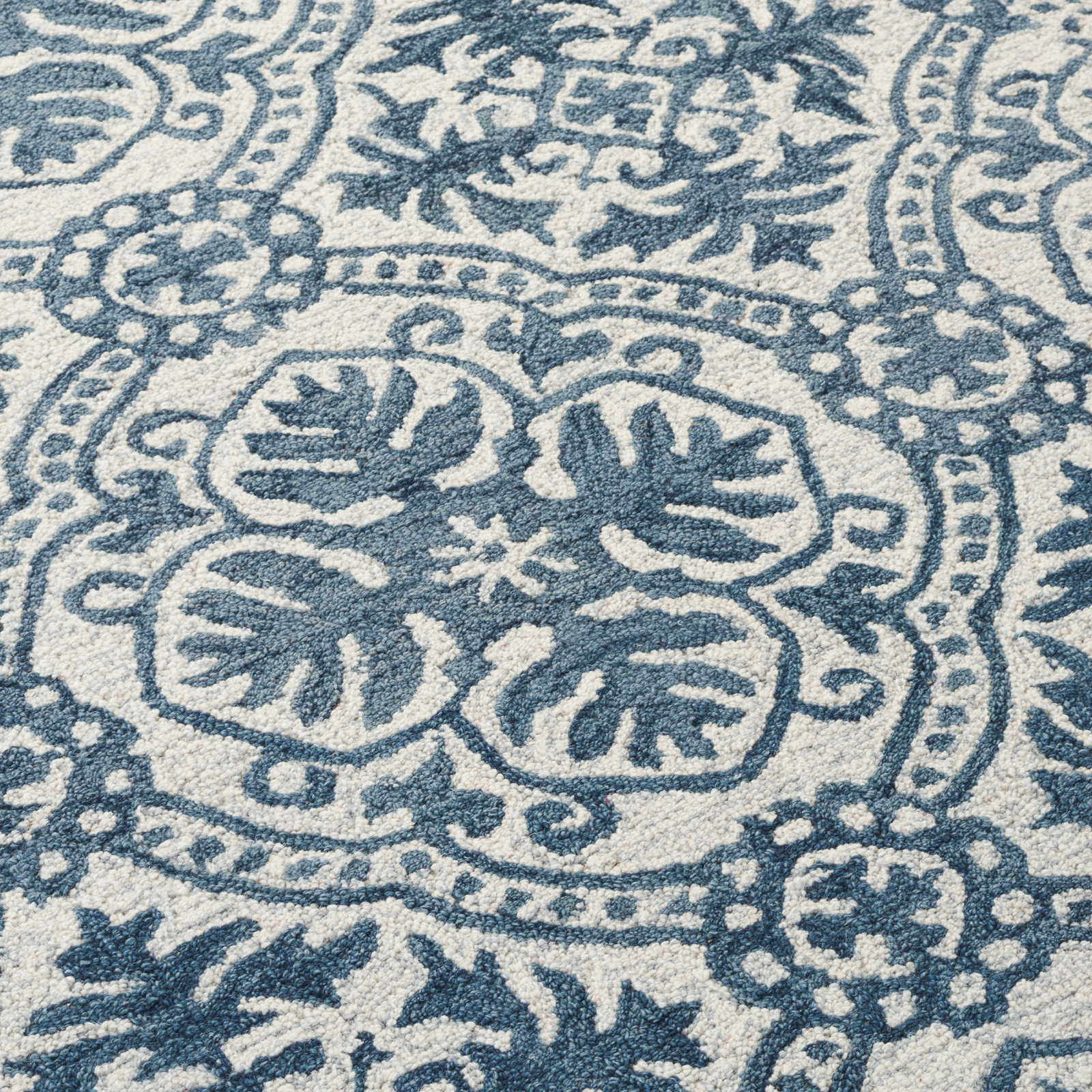 Nina Hand-Tufted Oriental Rug, Rectangle 6' x 9'