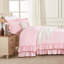 Ensemble d'édredon rose pour grand lit, ensemble de literie léger et moelleux à volants rose ferme, ensemble d'édredon toutes saisons en microfibre douce 3 pièces (1 édredon et 2 taies d'oreiller)-124610127-124610104