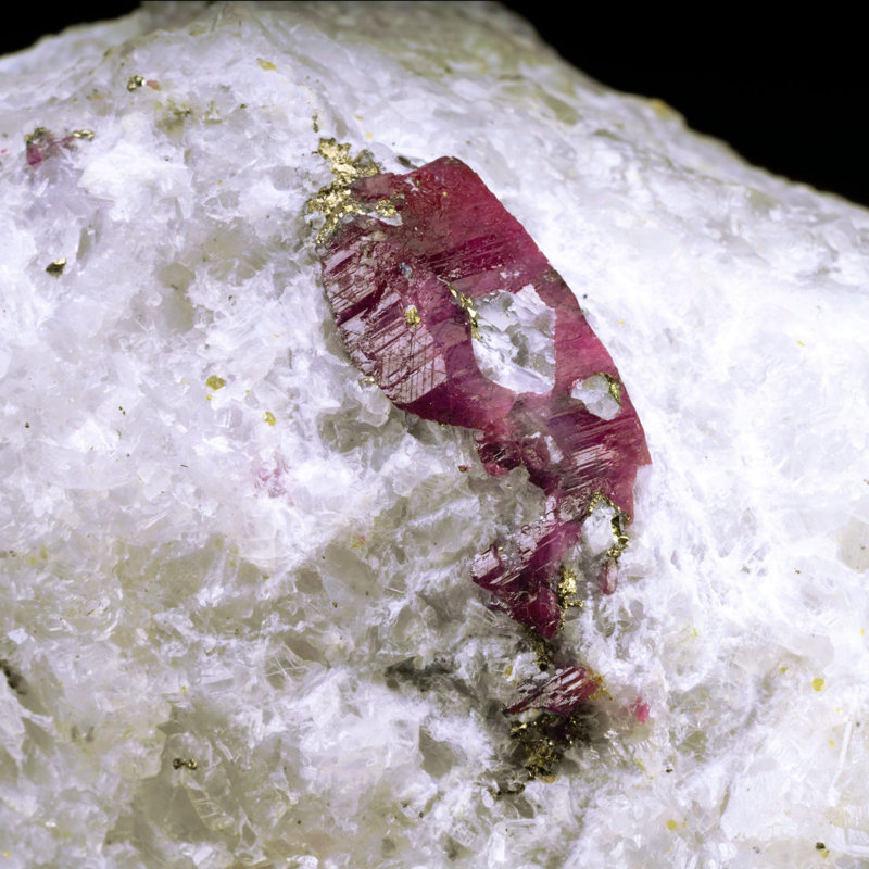 Ruby in Marble Matrix // 3.74 Lb.