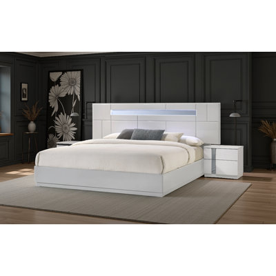Ilsetraut Gray Bed