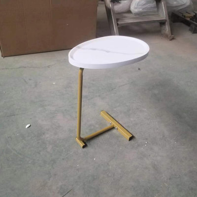 Table de bout pour le salon - 23,41 po de hauteur en métal et avec plateau spacieux pouvant accueillir des magazines d'une profondeur de 18,07 po
