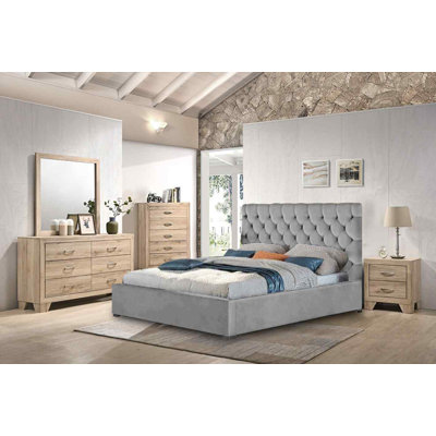 Upholstered Velvet Bed