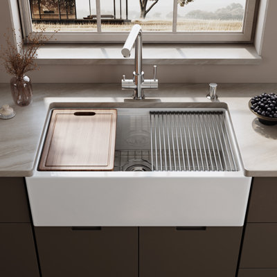 Évier de cuisine en argile réfractaire 33 po avec tablier à tablier frontal, cuve simple, grille inférieure et crépine inclus