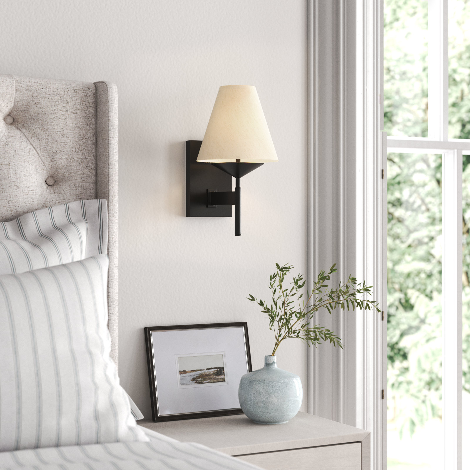 Warren Single Light Dimmable Armed Sconce