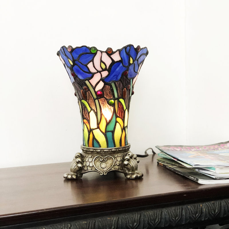 Stitt Resin Table Lamp