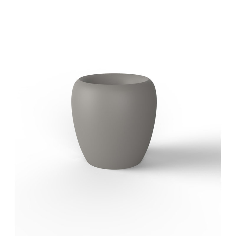 Blow Resin Pot Planter, Ecru, 15.75" H x 15.75" W x 15.75" D