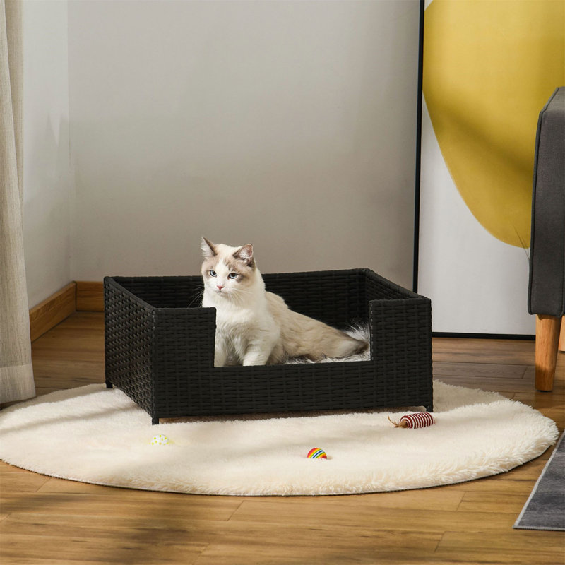 Hess Polyester Pet Bed, Black