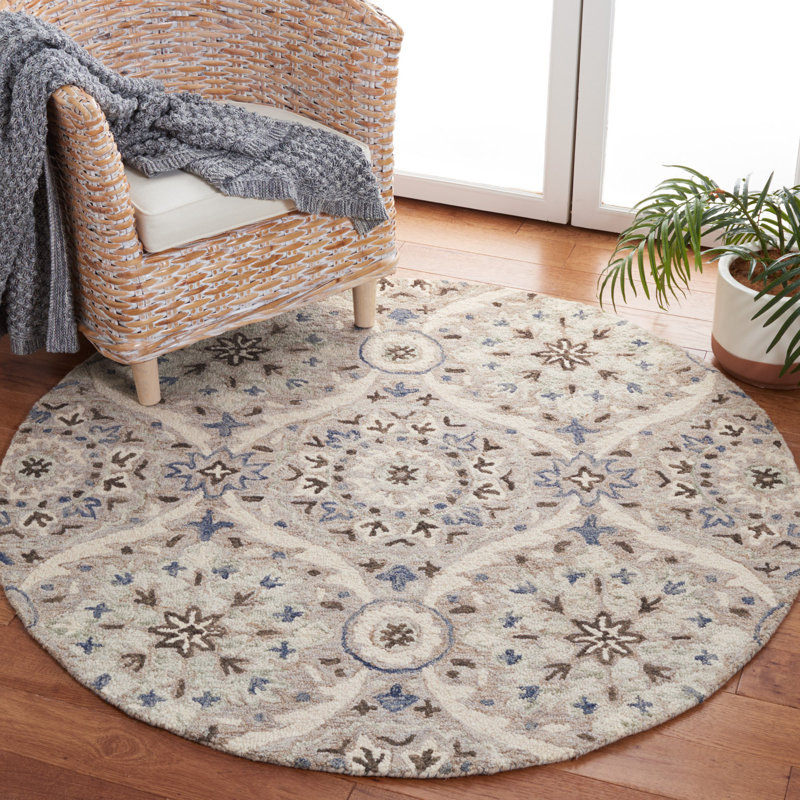 Hand Tufted Wool/Cotton Damask Rug in Gray/Beige, Round 5'