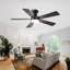 Ventilateur de plafond 52 po encastré à profil bas avec éclairage à DEL 3CCT à intensité variable et télécommande, moteur CC réversible silencieux, pales en MDF noir à deux couleurs, ventilateur intérieur et extérieur couvert pour la chambre à coucher