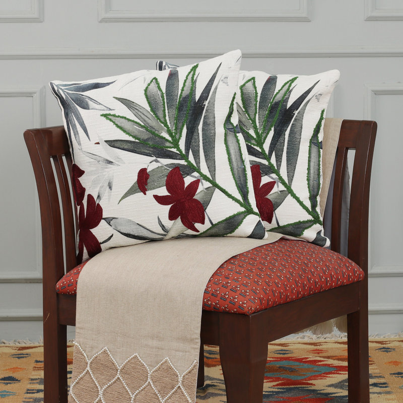 Housses de coussin en coton brodées à la main Novica Blissful Jungle (paire)