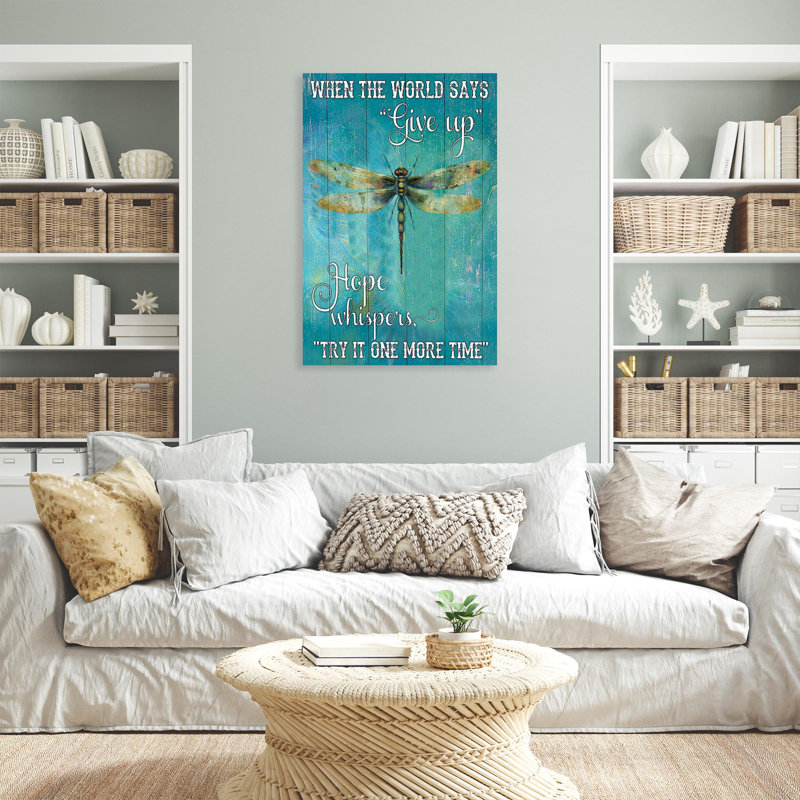 «Dragonfly Hope Whispers», impression sur toile, H 36 po x l 24 po x P 1,25 po