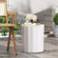 Table basse d'extérieur en béton léger - Style moderne, fabrication, l 15,75 po x P 15,75 po, H 18,49 po, blanc antique, moderne, polyvalent, sans assemblage, fabrication