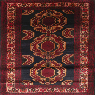 Tapis rouge à motif sud-ouest