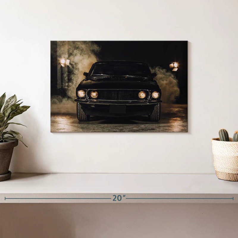 Voiture noire Mehar Smoky, H 8 po x l 12 po