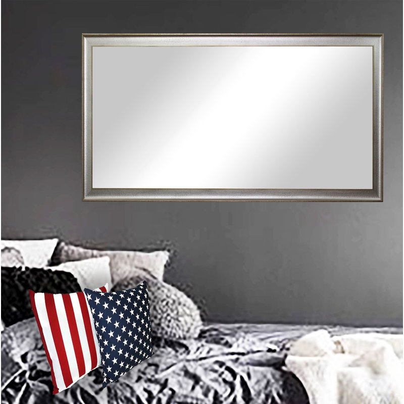 Miroir de salle de bain moderne et contemporain Burgoon, H 34 po x l 69,5 po