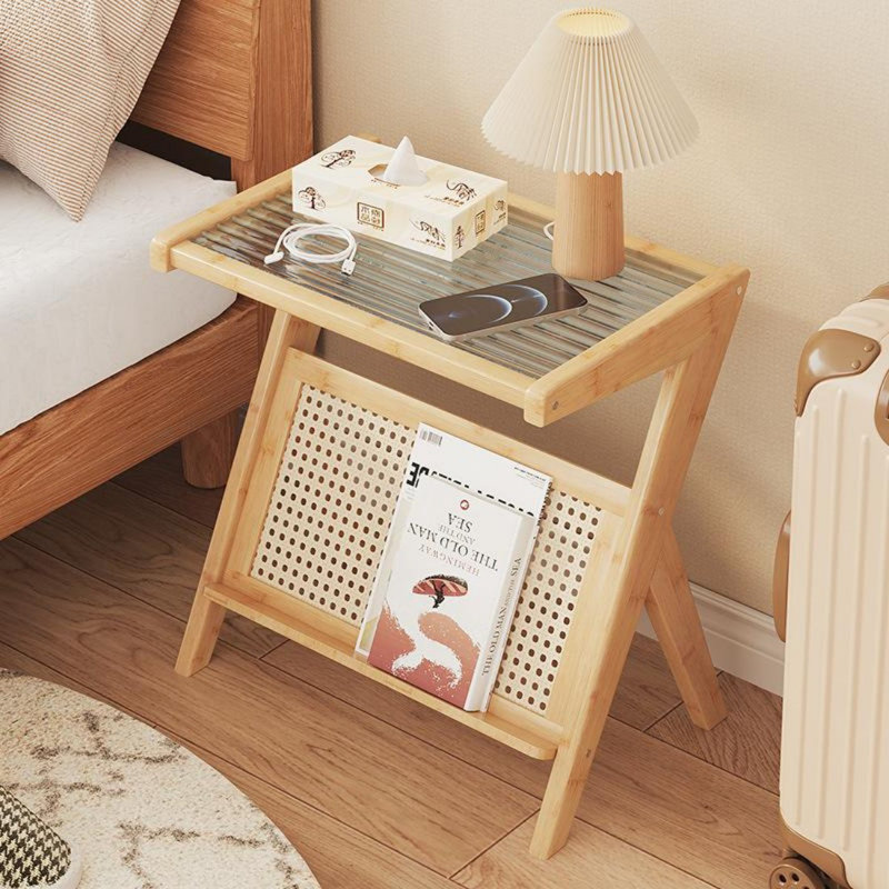 Table de chevet moderne en bambou avec grille en rotin, Brun