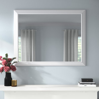 Miroir de coiffeuse Michaela 36,5 po avec finition pailletée blanche et argentée