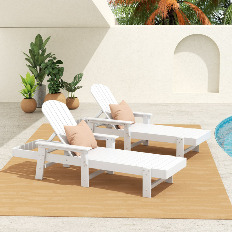 Altura Outdoor Chaise Lounge, White