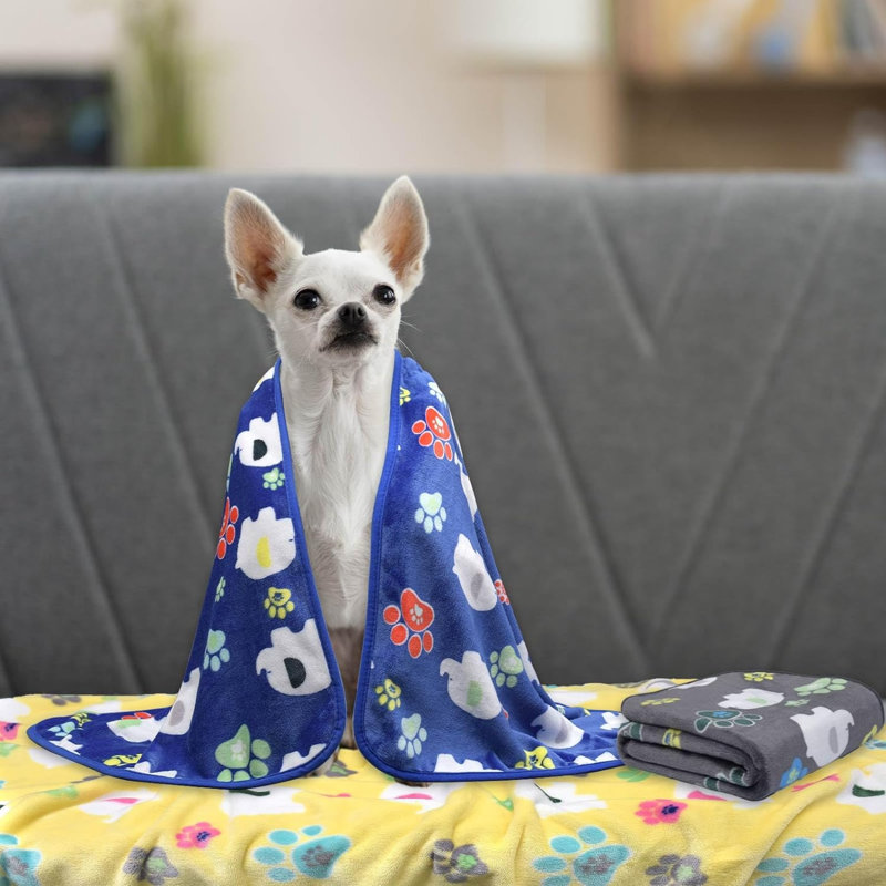 Pet Blanket, 24" W x 31" L, Gray/Brown/Yellow