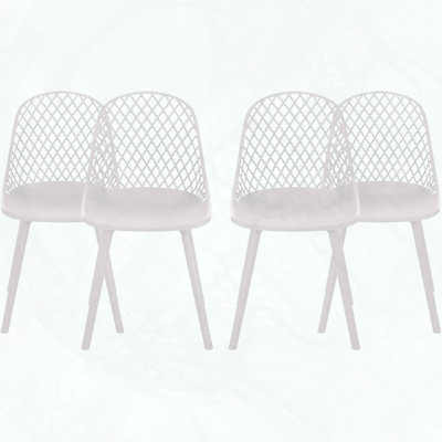 4-Piece Outdoor Dining Chair Set: Weather-Resistant Plastic Blend with Diamond Mesh Design