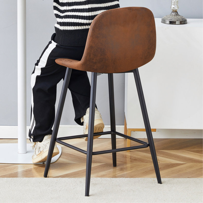 Ensemble de chaises de bar en tissu brun brun - deux pièces, confort stable. Conception réfléchie de plusieurs dossiers arrondis disponibles.