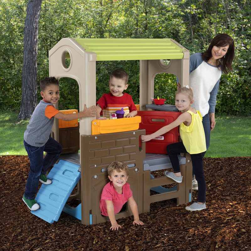 Young Explorers 5' x 5' Indoor / Outdoor Plastic Playhouse