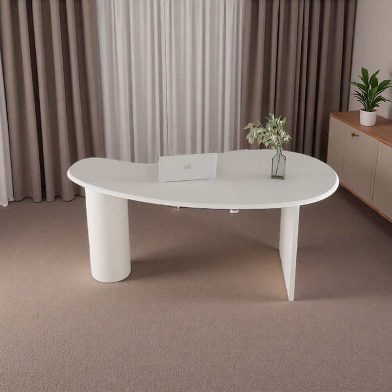 Bureau courbé Nordic Modern, Blanc, H 29,5 po x l 47,2 po x P 23,6 po