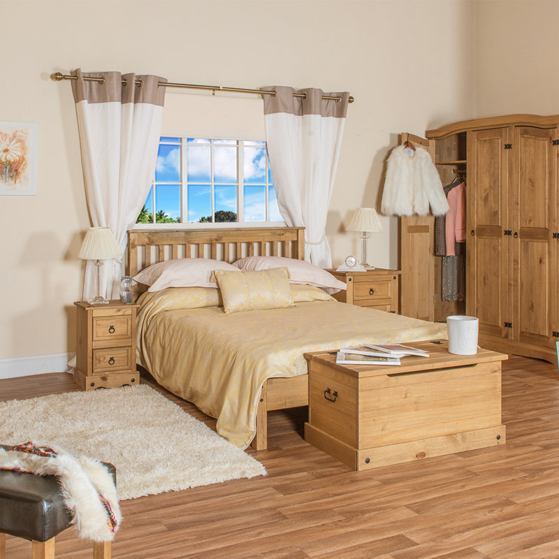 Lit plateforme en bois massif Wiete, Double, Corona