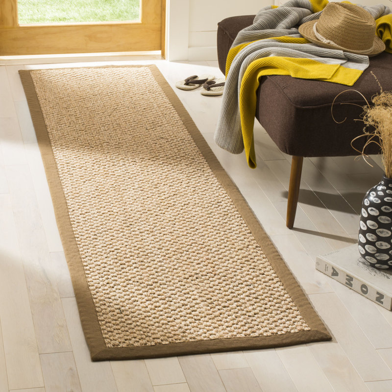 Causeuse à accoudoirs arrondis 56 po Waddon, Tapis de couloir 2 pi x 6 pi