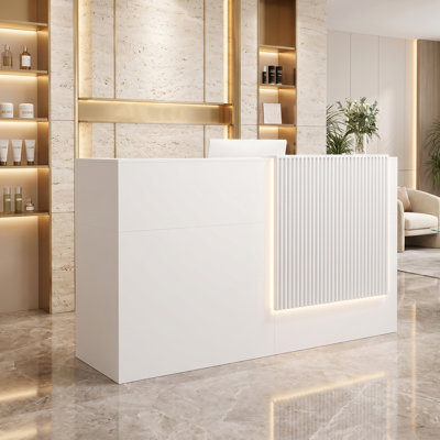 Bureau de réception moderne en forme de L de 63 po avec bande lumineuse à DEL intégrée, prises de courant intégrées et tiroir verrouillable, pour comptoir de caisse, salon, bureau et service à la clientèle