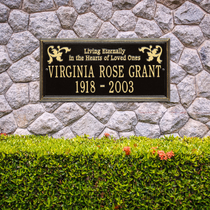 Wilmington 'Living Eternally' Memorial Plaque, Yes, Black/Gold