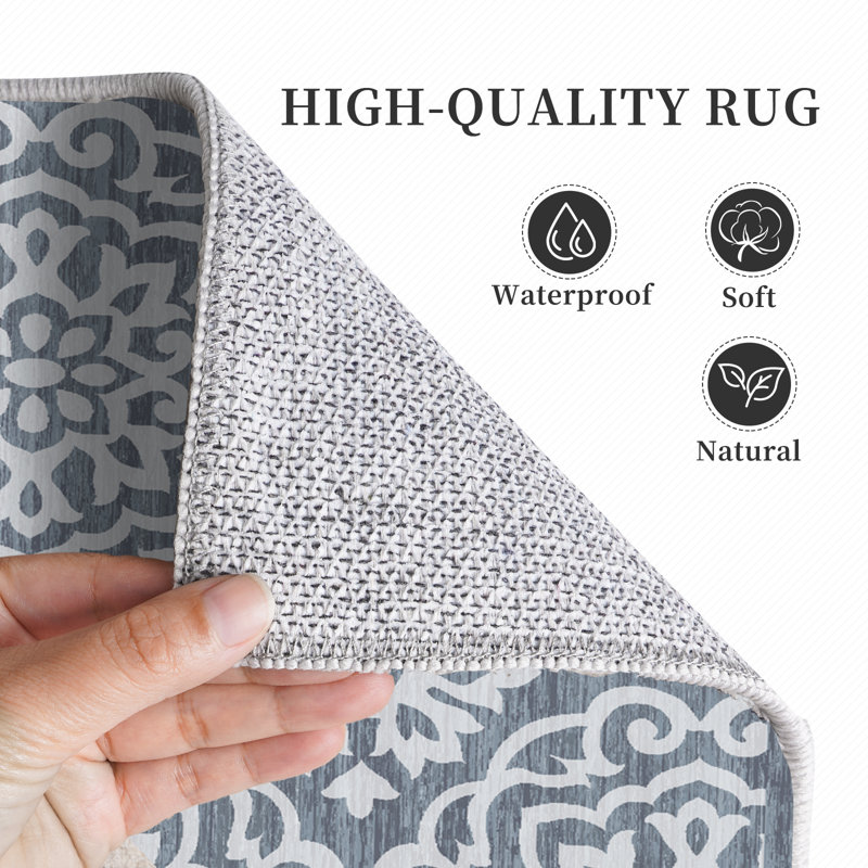 Tapis de couloir floral bleu et blanc d'inspiration bohémienne au design classique, durable et antidérapant